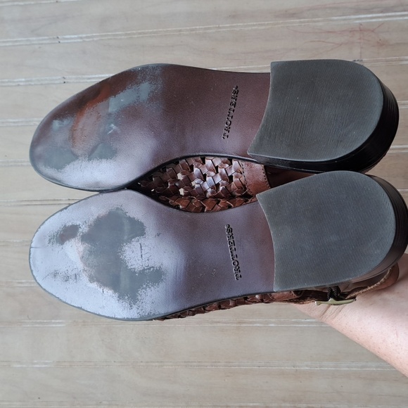 Trotters Lea Slingback Woven Leather Flat Classy Memory Foam Cushion Sandals - Picture 8 of 12